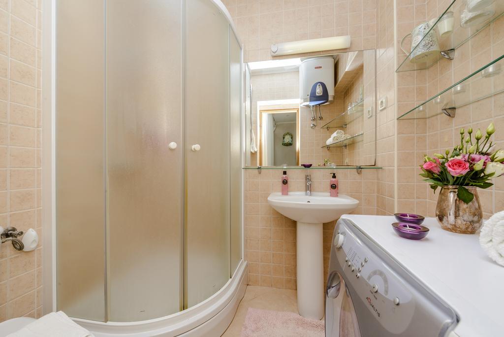 Superior Stunning Apartment Gravosa With A Free Parking Dubrovnik Exterior foto