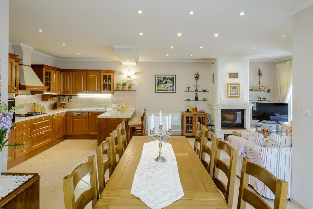 Superior Stunning Apartment Gravosa With A Free Parking Dubrovnik Exterior foto